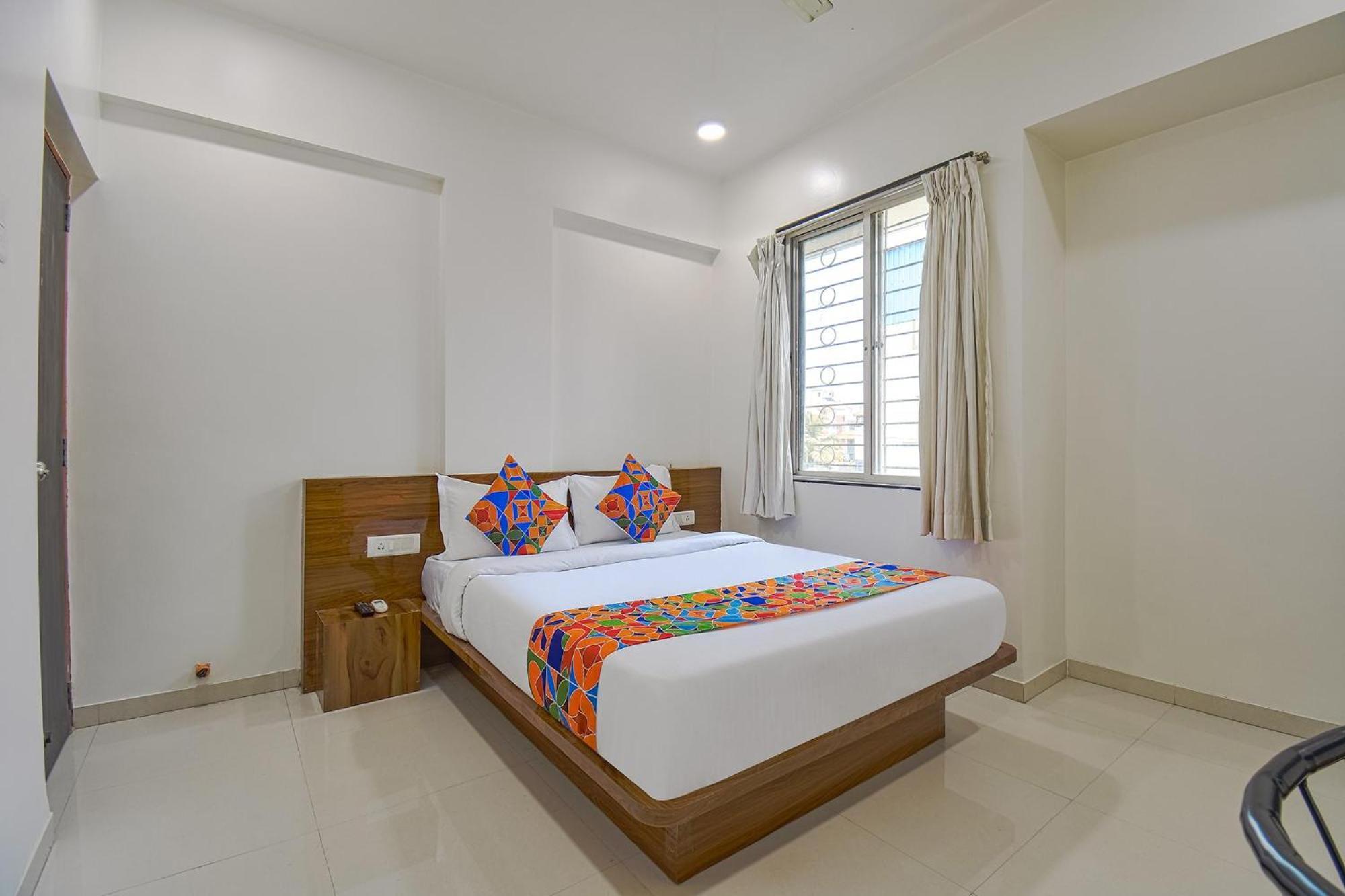 Fabhotel Skylight Studio Rooms - Nr Mcf Camp 浦那 外观 照片