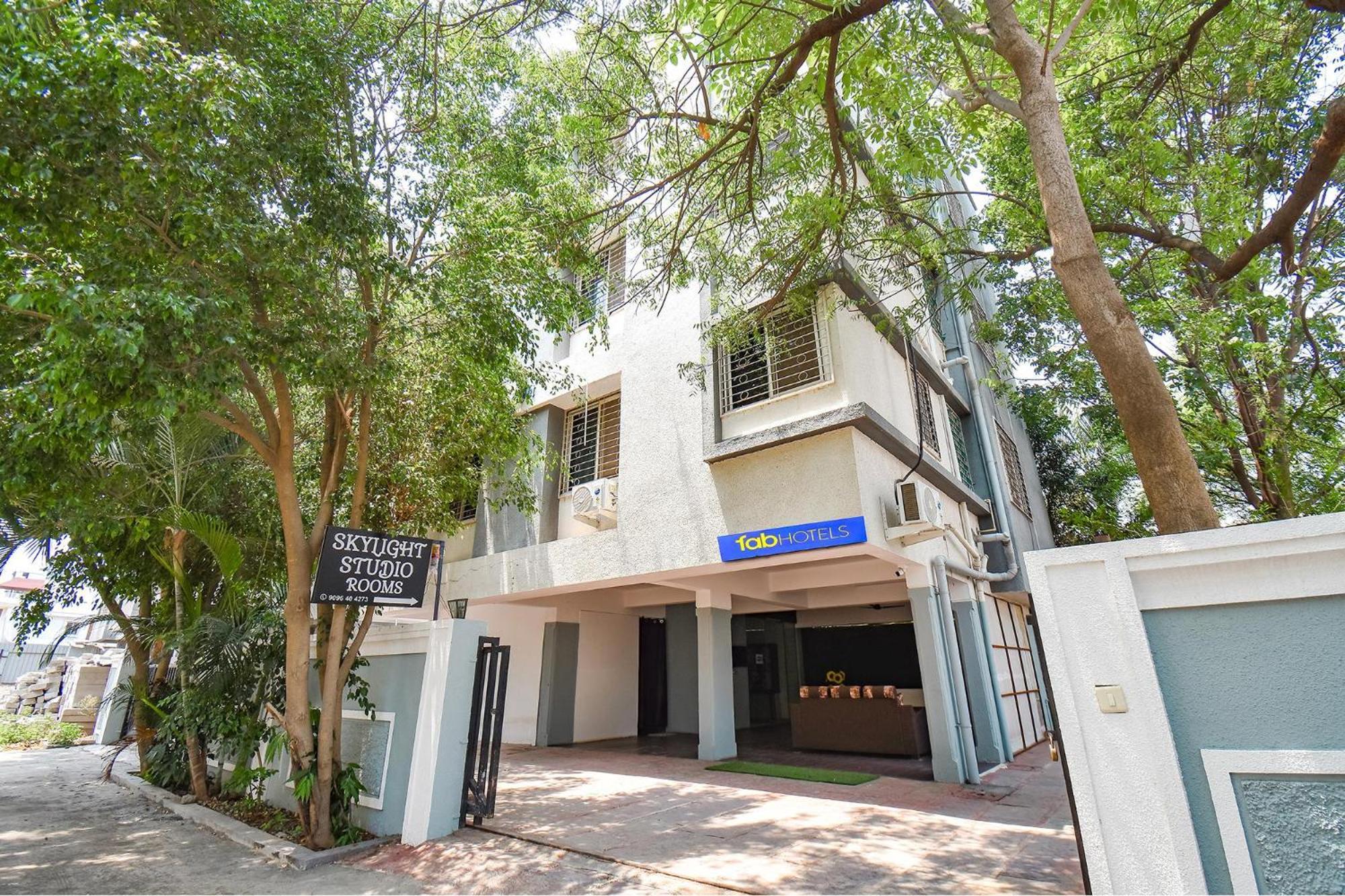 Fabhotel Skylight Studio Rooms - Nr Mcf Camp 浦那 外观 照片